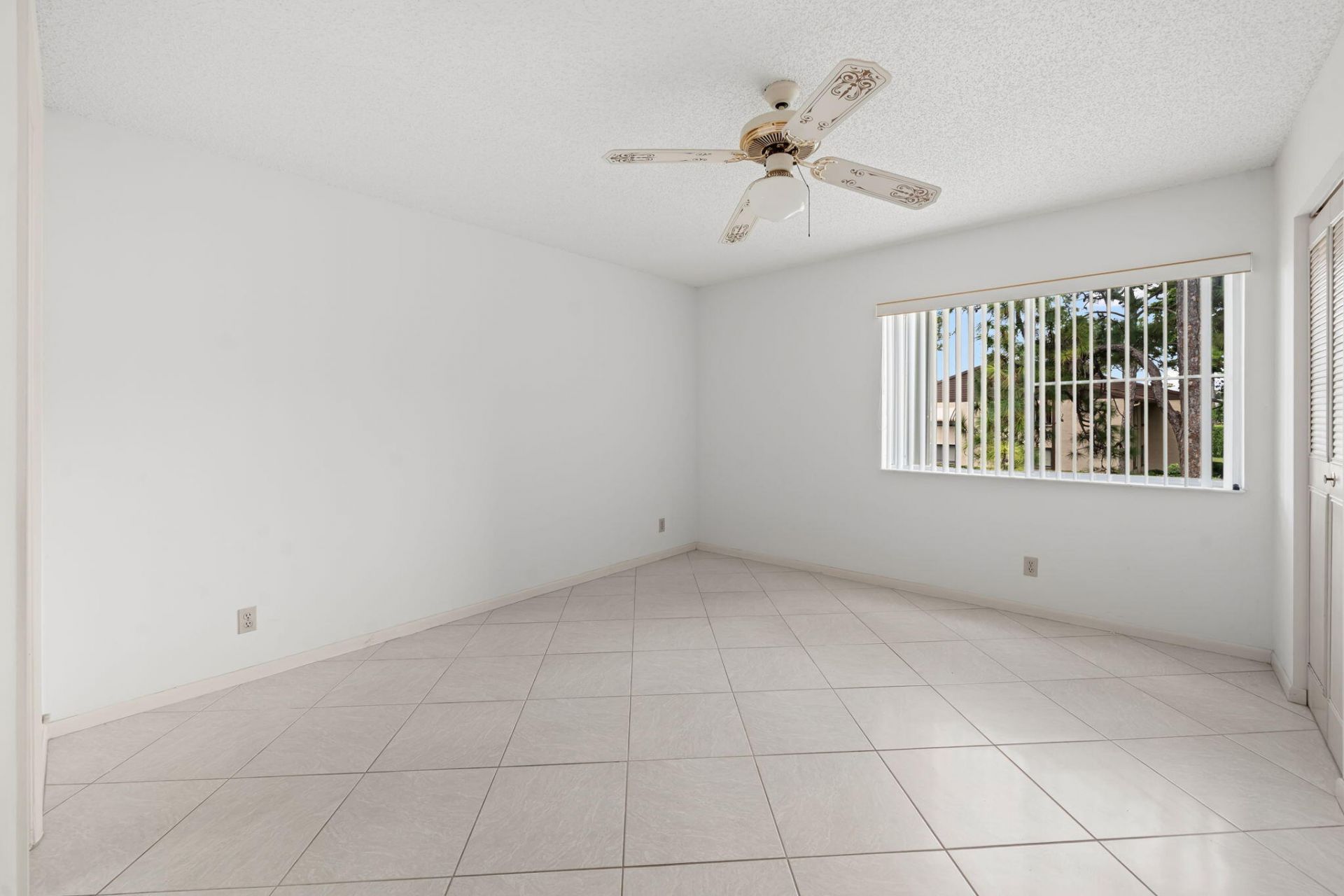 324 Knotty Pine Circle, Unit B-2, Greenacres, FL 33463 Photo