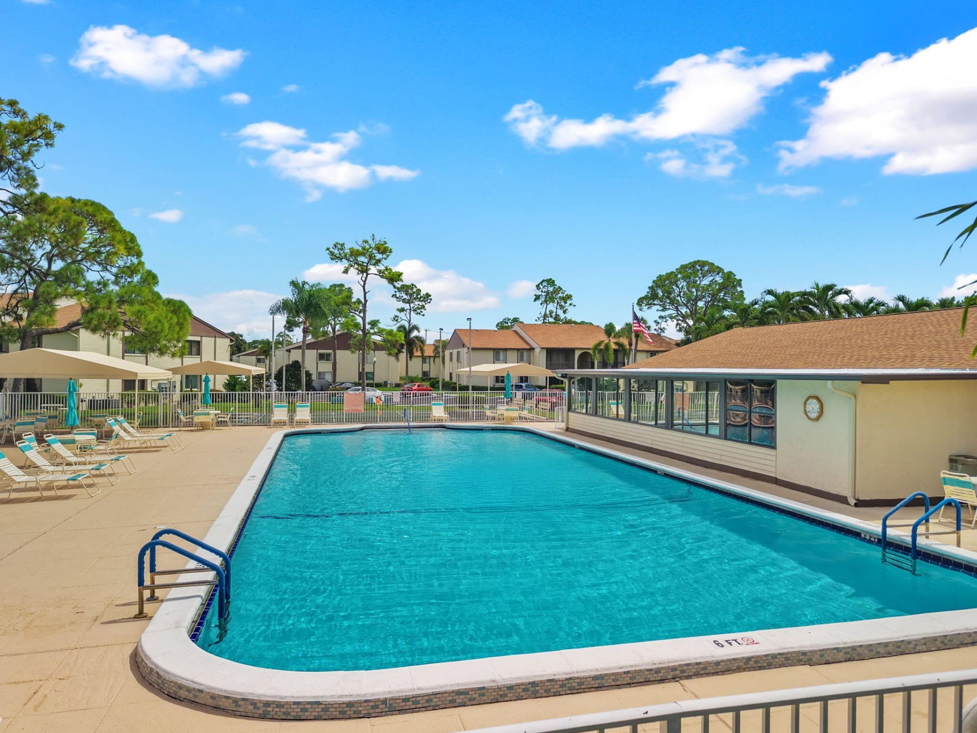 324 Knotty Pine Circle, Unit B-2, Greenacres, FL 33463 Photo