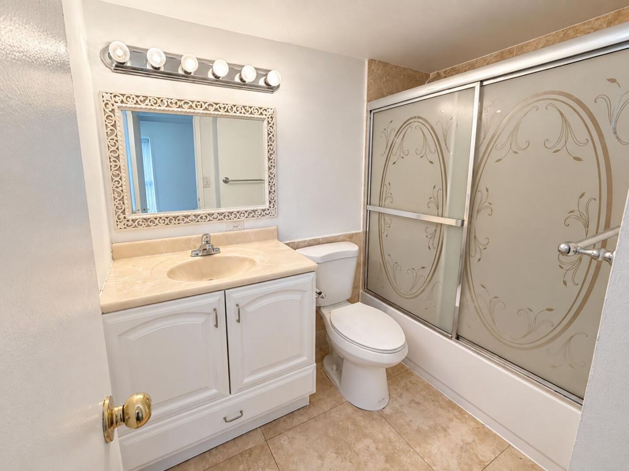 17021 N Bay Road, Unit 229, Sunny Isles Beach, FL 33160 Photo