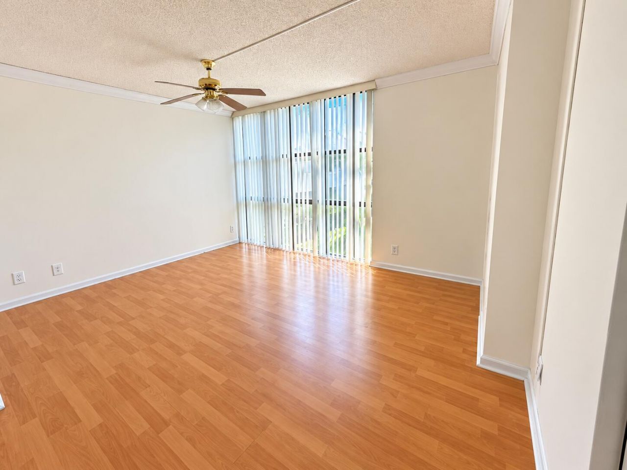 17021 N Bay Road, Unit 229, Sunny Isles Beach, FL 33160 Photo