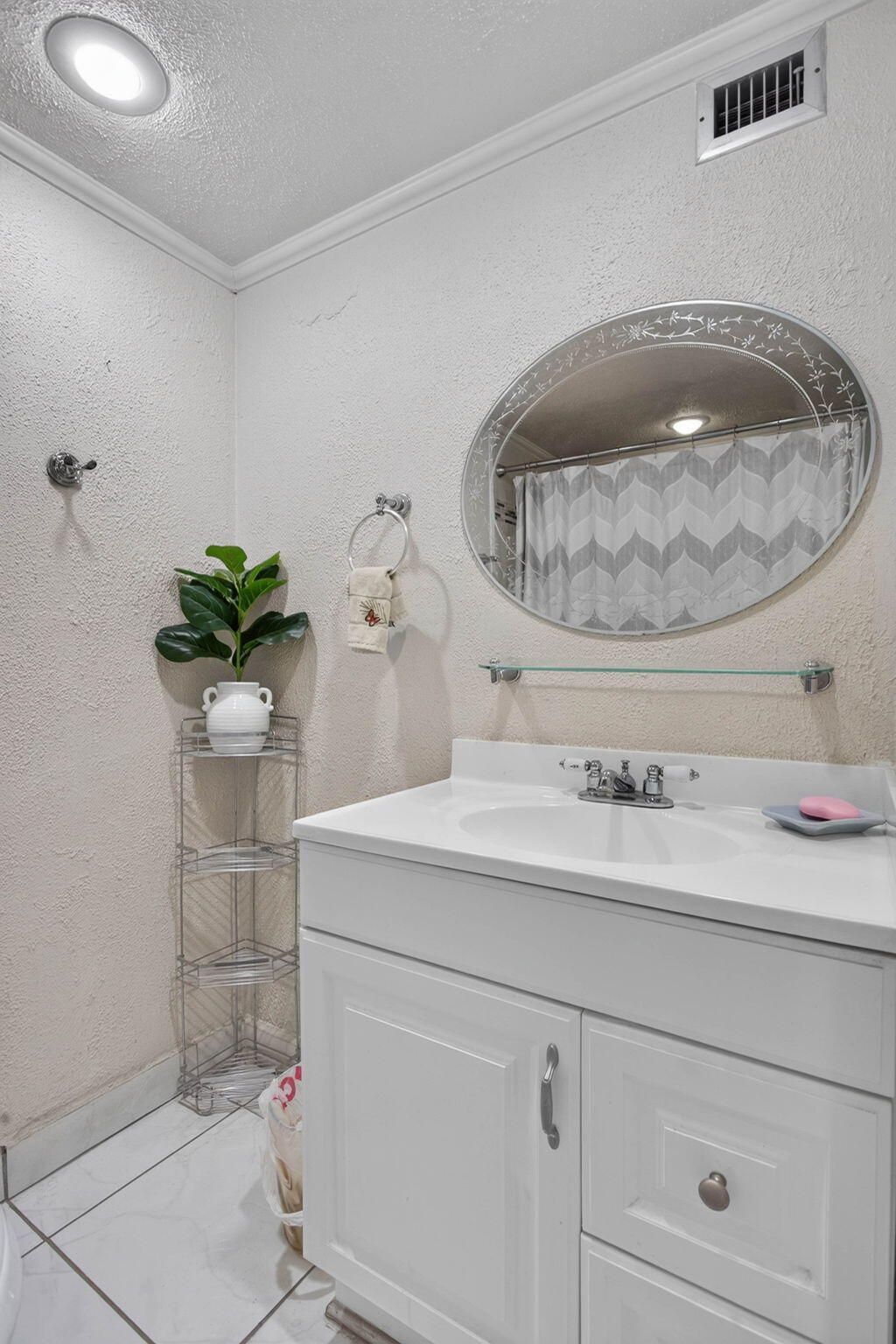 5860 NW 44th Street, Unit 510, Lauderhill, FL 33319 Photo