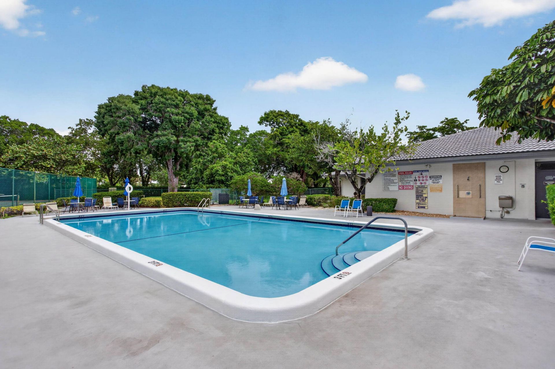5860 NW 44th Street, Unit 510, Lauderhill, FL 33319 Photo
