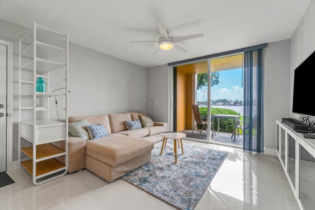 180 Yacht Club Way, Unit 102, Hypoluxo, FL 33462 Photo