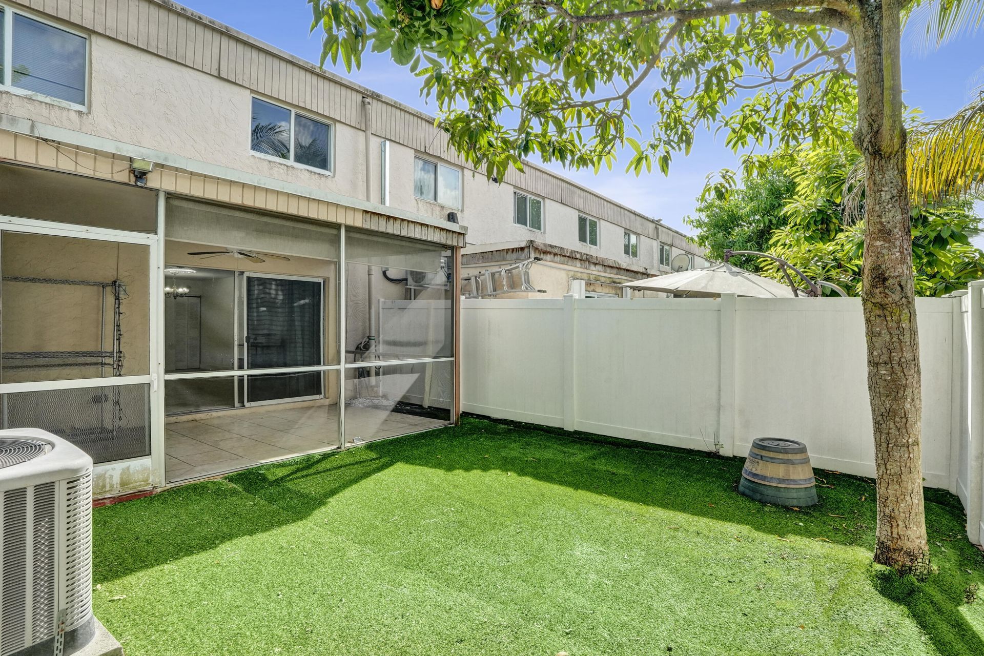 8091 NW 12th Street, Unit H, Margate, FL 33063 Photo