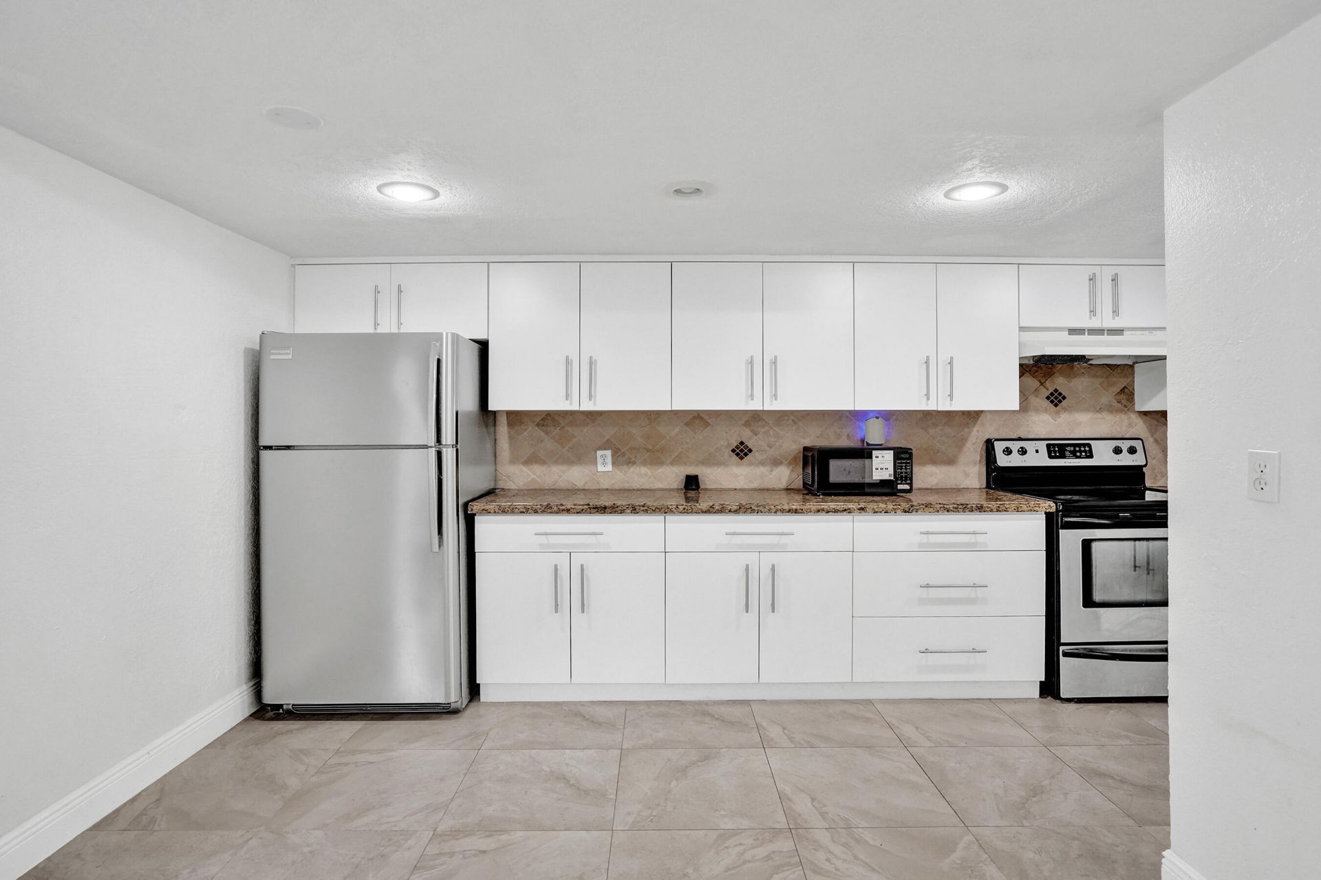 8091 NW 12th Street, Unit H, Margate, FL 33063 Photo