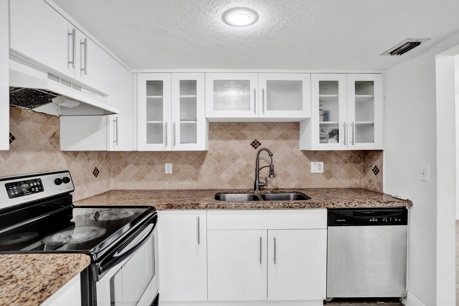 8091 NW 12th Street, Unit H, Margate, FL 33063 Photo