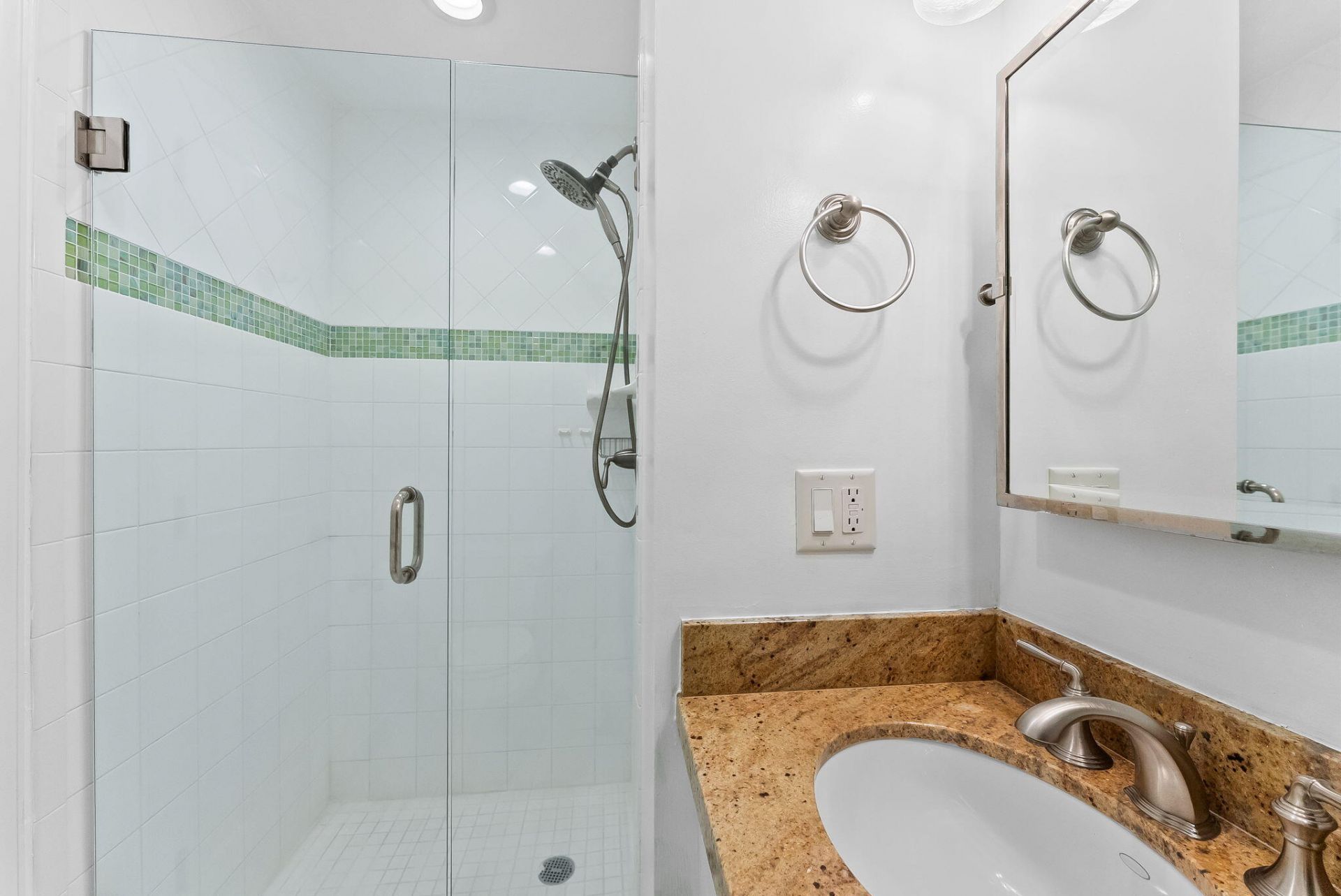 815 Middle River Drive, Unit 202, Fort Lauderdale, FL 33304 Photo