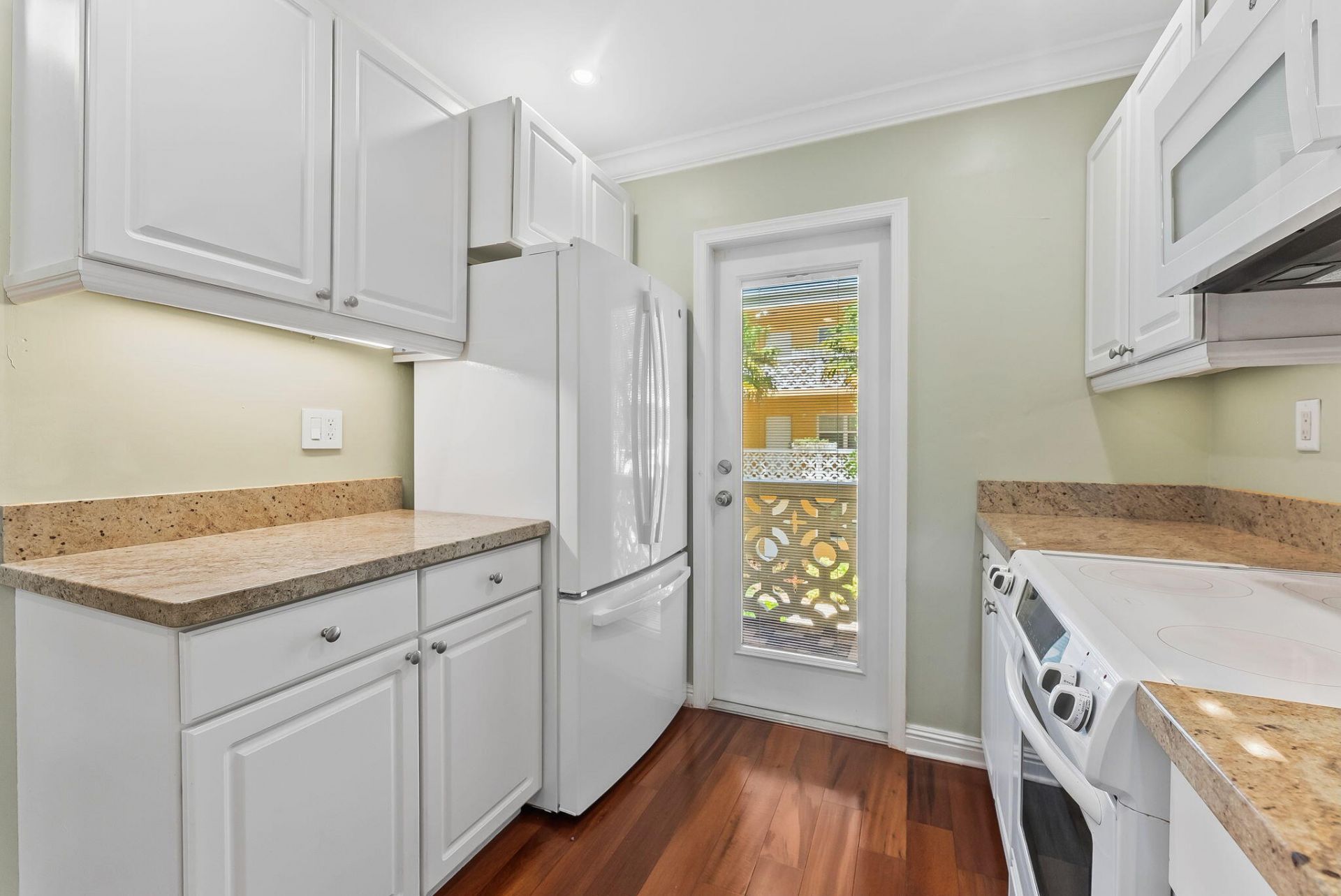 815 Middle River Drive, Unit 202, Fort Lauderdale, FL 33304 Photo
