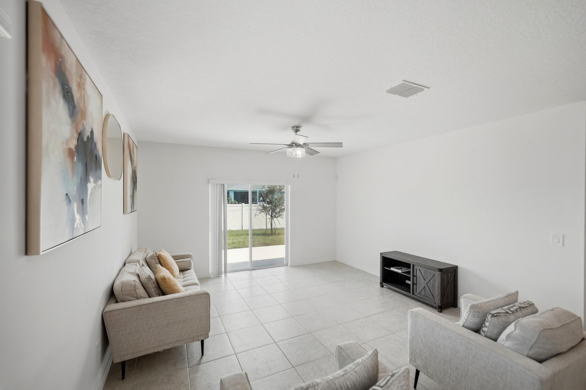 1811 SE Sandia Drive, Port Saint Lucie, FL 34983 Photo