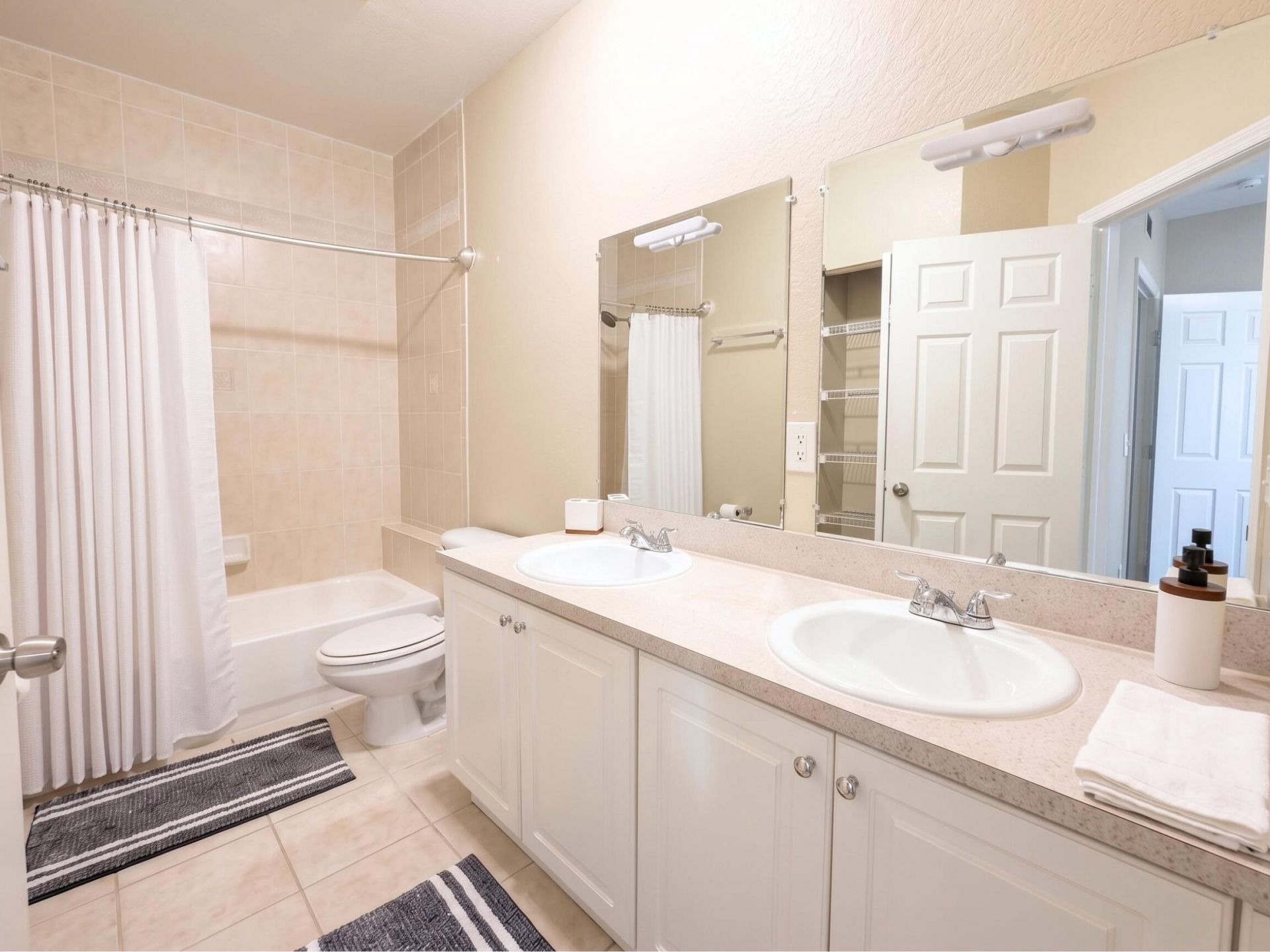 7843 Catalina Circle, Tamarac, FL 33321 Photo