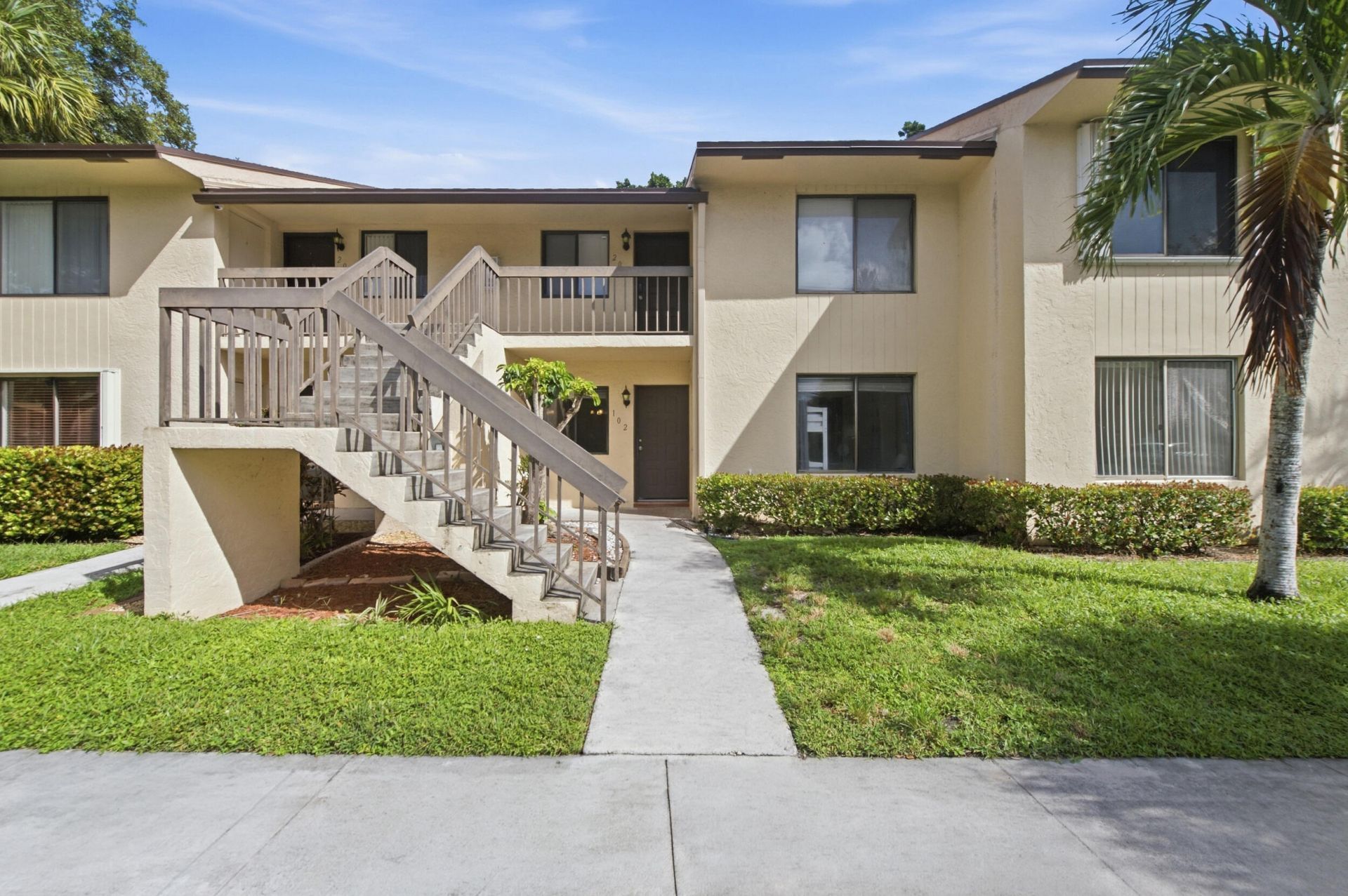 6585 Somerset Drive, Unit 102, Boca Raton, FL 33433 Photo
