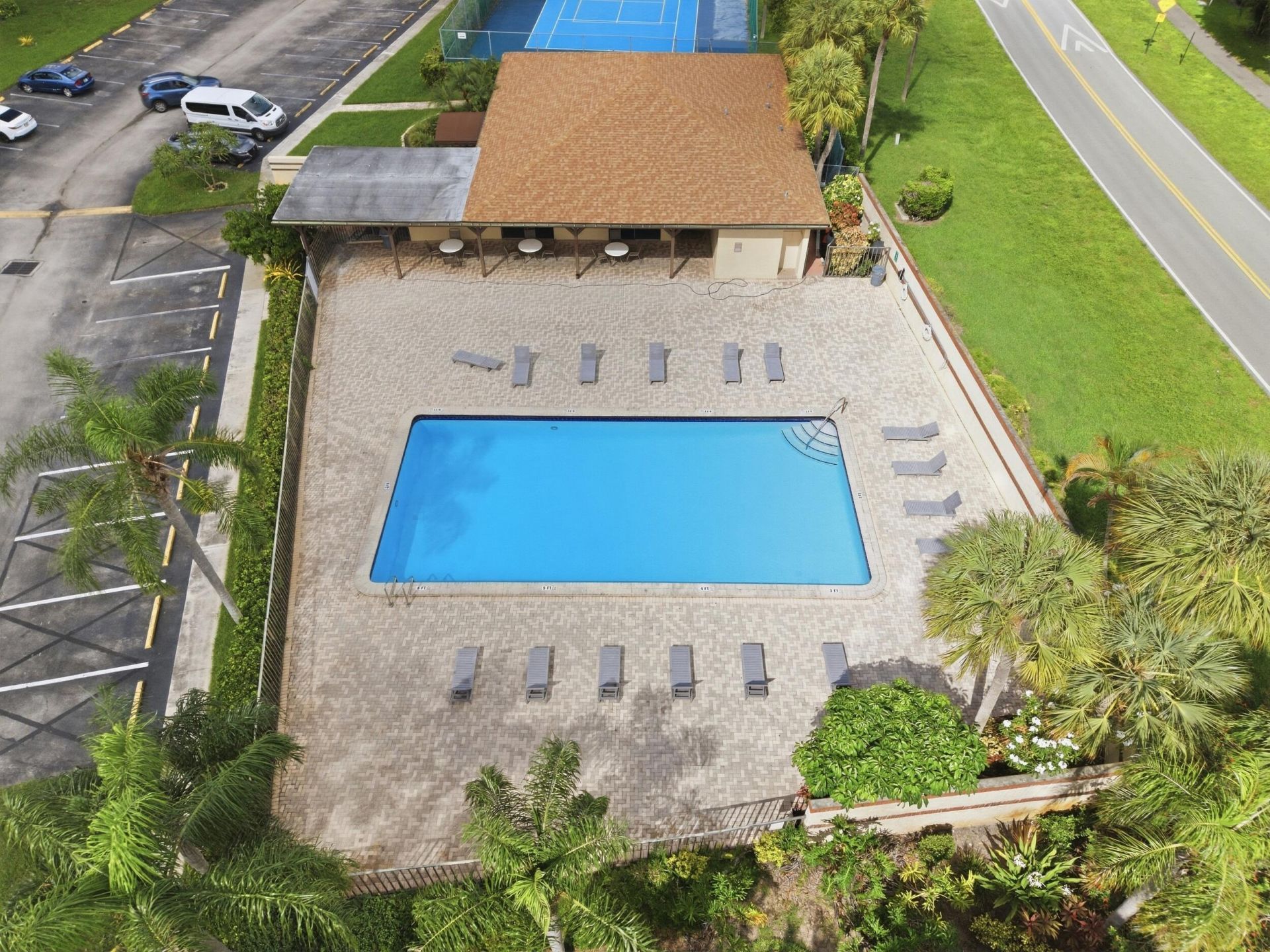 6585 Somerset Drive, Unit 102, Boca Raton, FL 33433 Photo