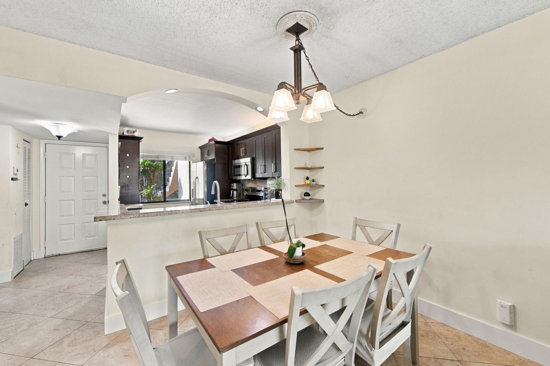 6585 Somerset Drive, Unit 102, Boca Raton, FL 33433 Photo