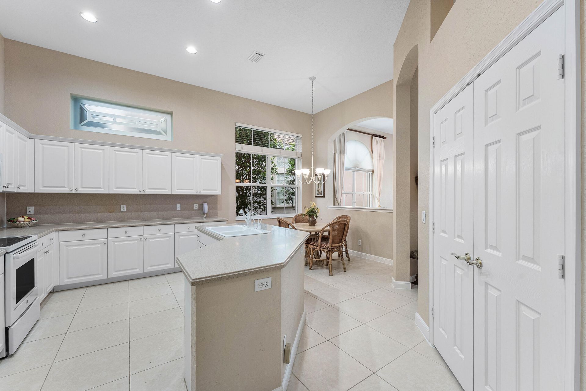 6947 Fairway Lakes Drive, Boynton Beach, FL 33472 Photo