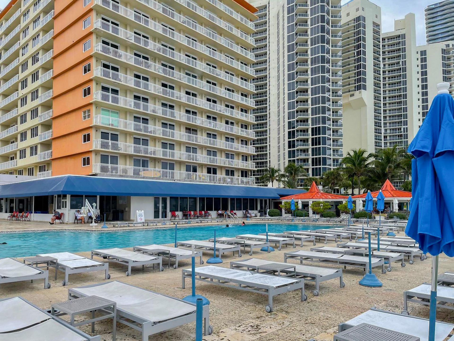 19201 Collins Avenue, Unit 1034, Sunny Isles Beach, FL 33160 Photo