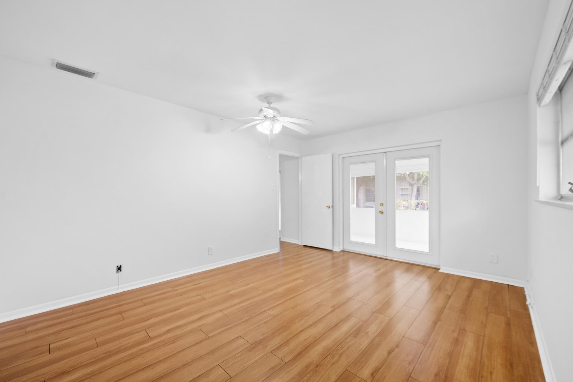 6995 NW 10th Court, Margate, FL 33063 Photo