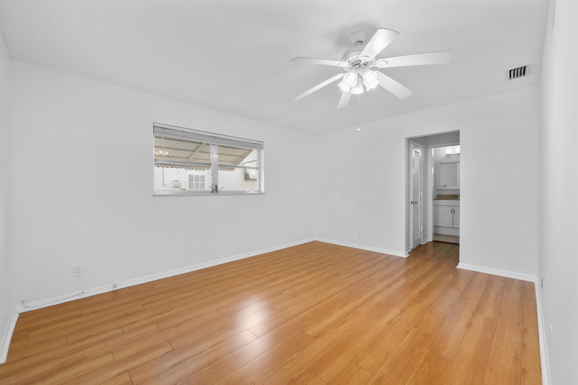 6995 NW 10th Court, Margate, FL 33063 Photo