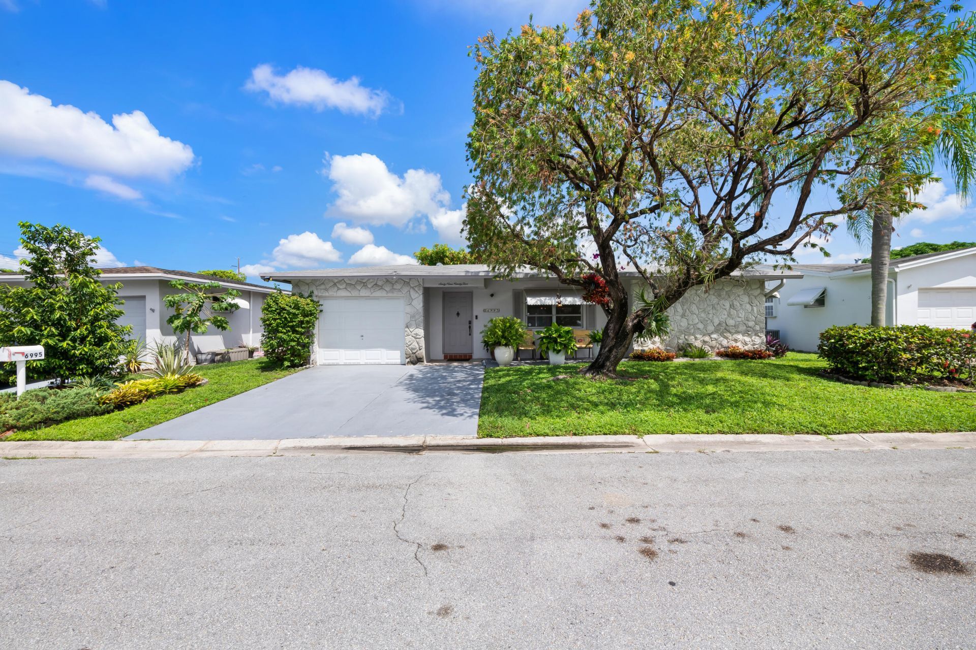 6995 NW 10th Court, Margate, FL 33063 Photo
