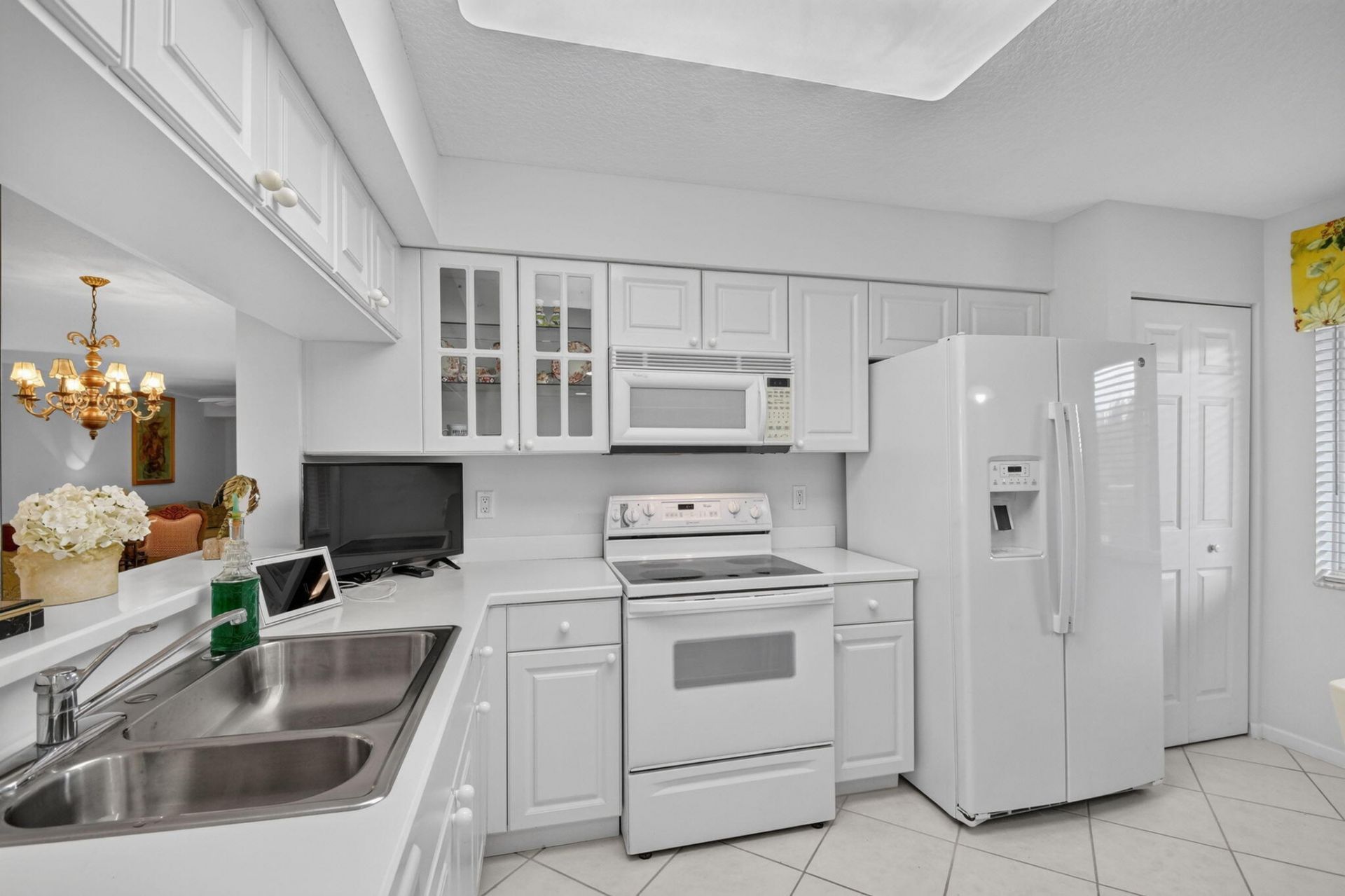 12547 Imperial Isle Drive, Unit 303, Boynton Beach, FL 33437 Photo