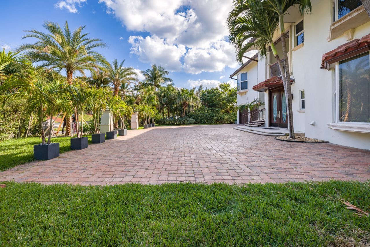 4108 S Ocean Boulevard, Highland Beach, FL 33487 Photo