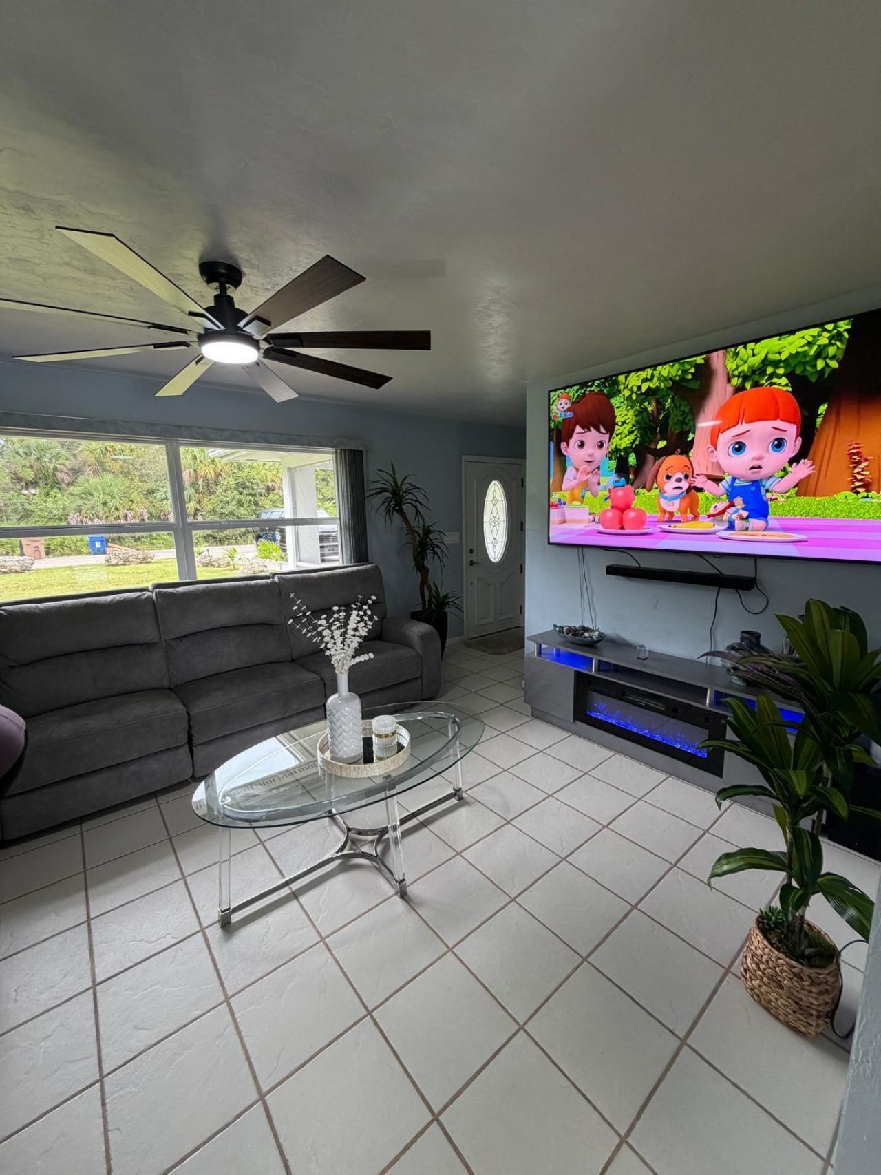 704 Cleveland Avenue, Lehigh Acres, FL 33972 Photo