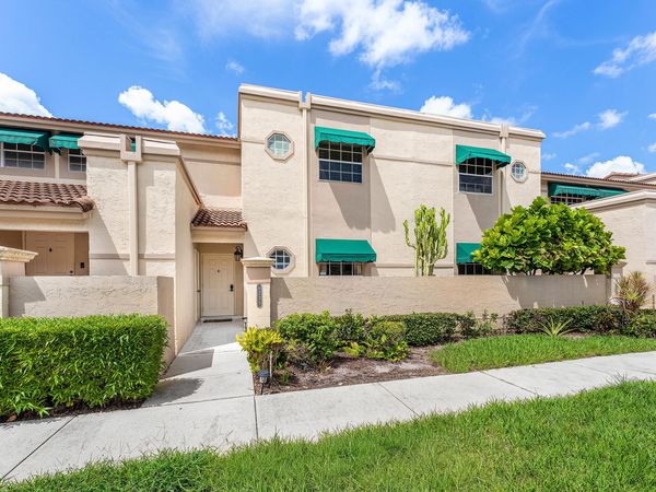 6735 Via Regina, Boca Raton, FL 33433