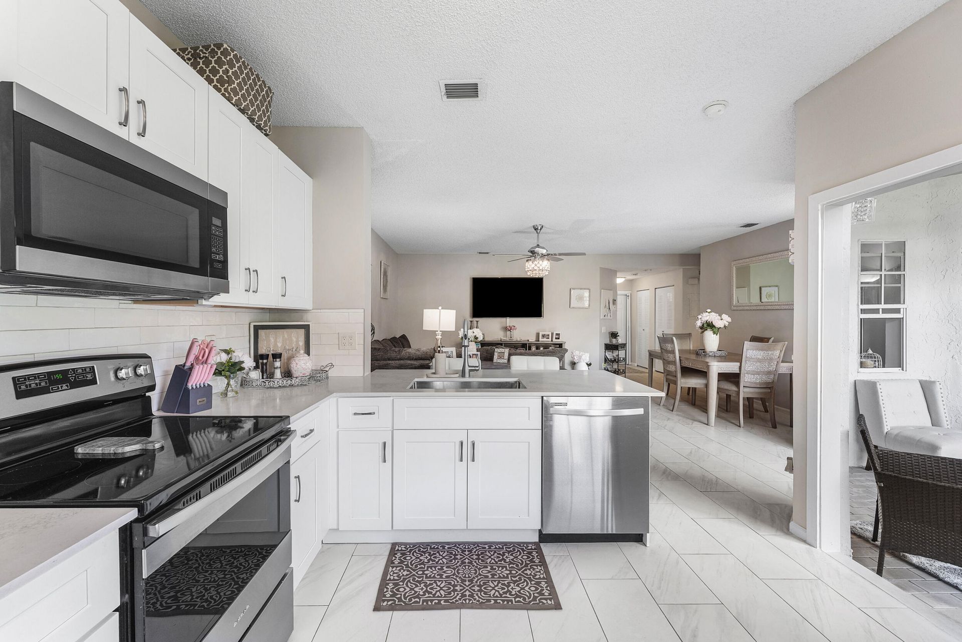 6735 Via Regina, Boca Raton, FL 33433 Photo