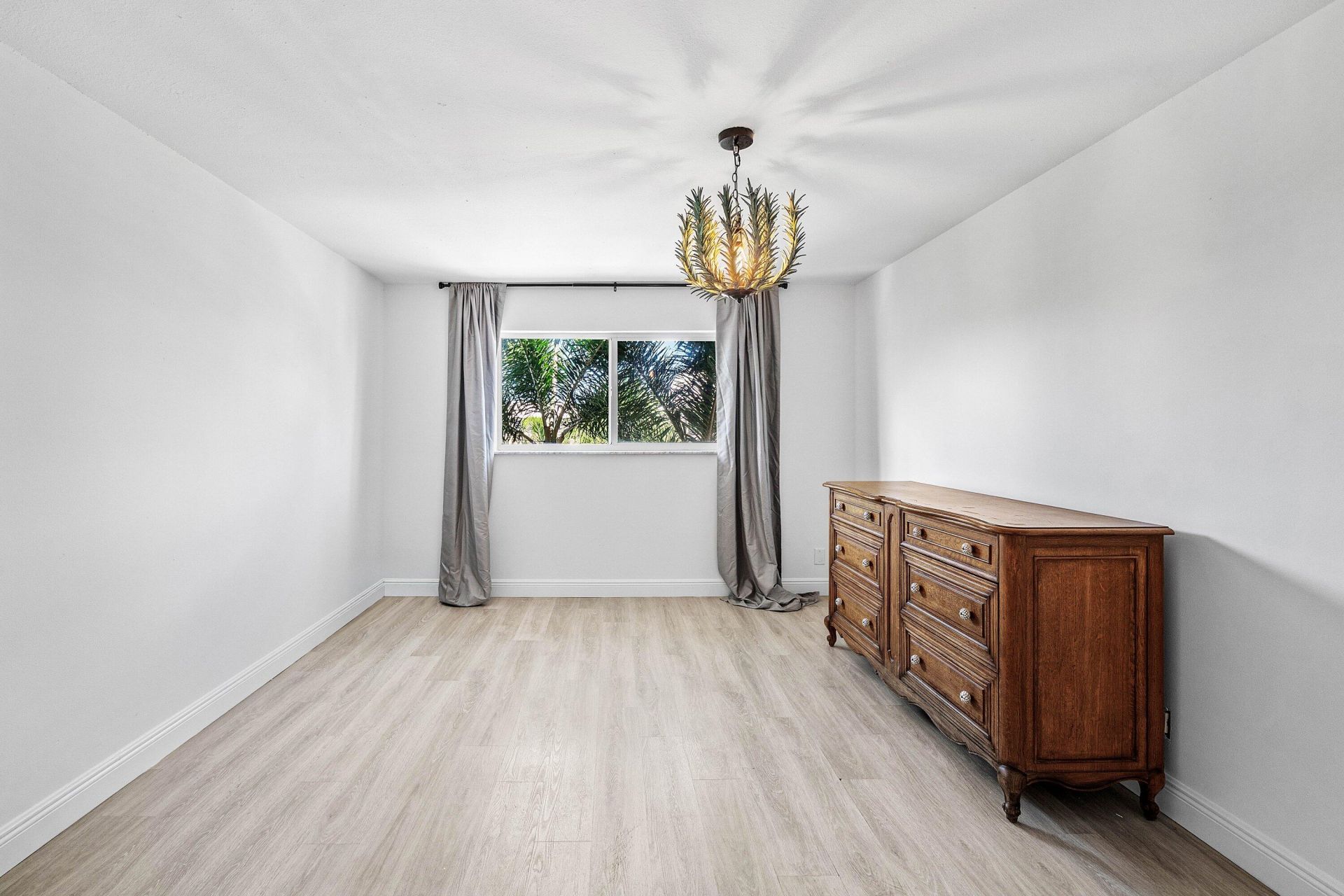 16 Colonial Club Drive, Unit 302, Boynton Beach, FL 33435 Photo