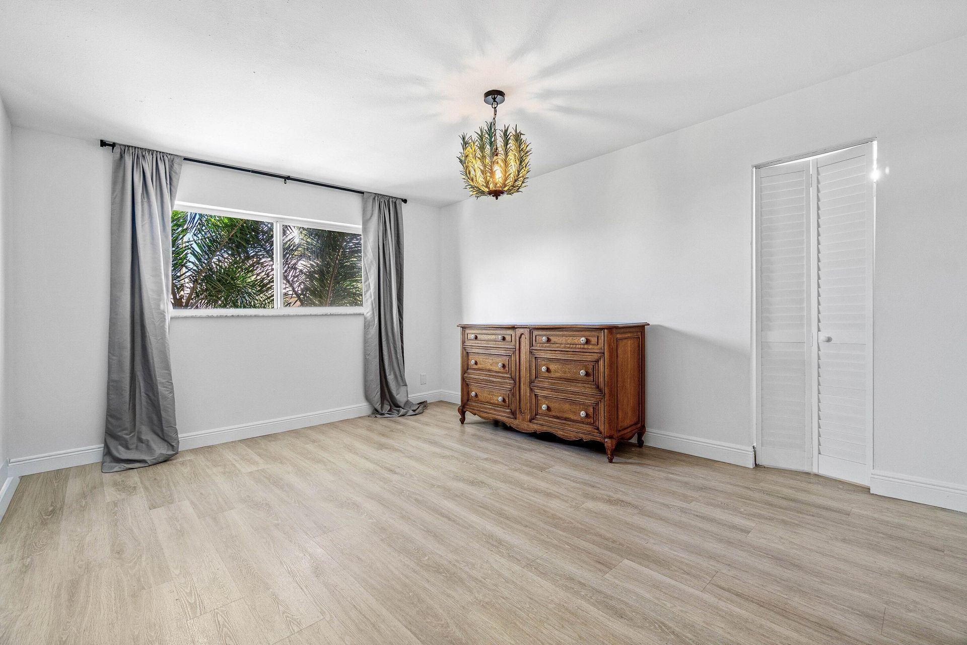 16 Colonial Club Drive, Unit 302, Boynton Beach, FL 33435 Photo