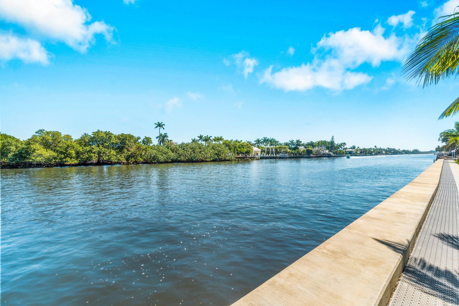 16 Colonial Club Drive, Unit 302, Boynton Beach, FL 33435 Photo