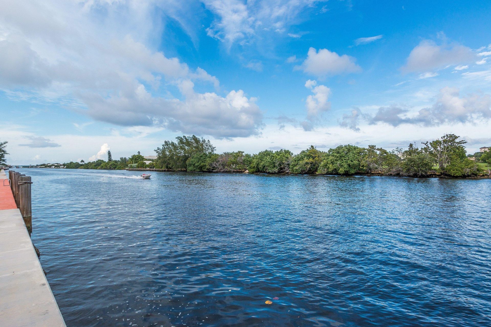 16 Colonial Club Drive, Unit 302, Boynton Beach, FL 33435 Photo