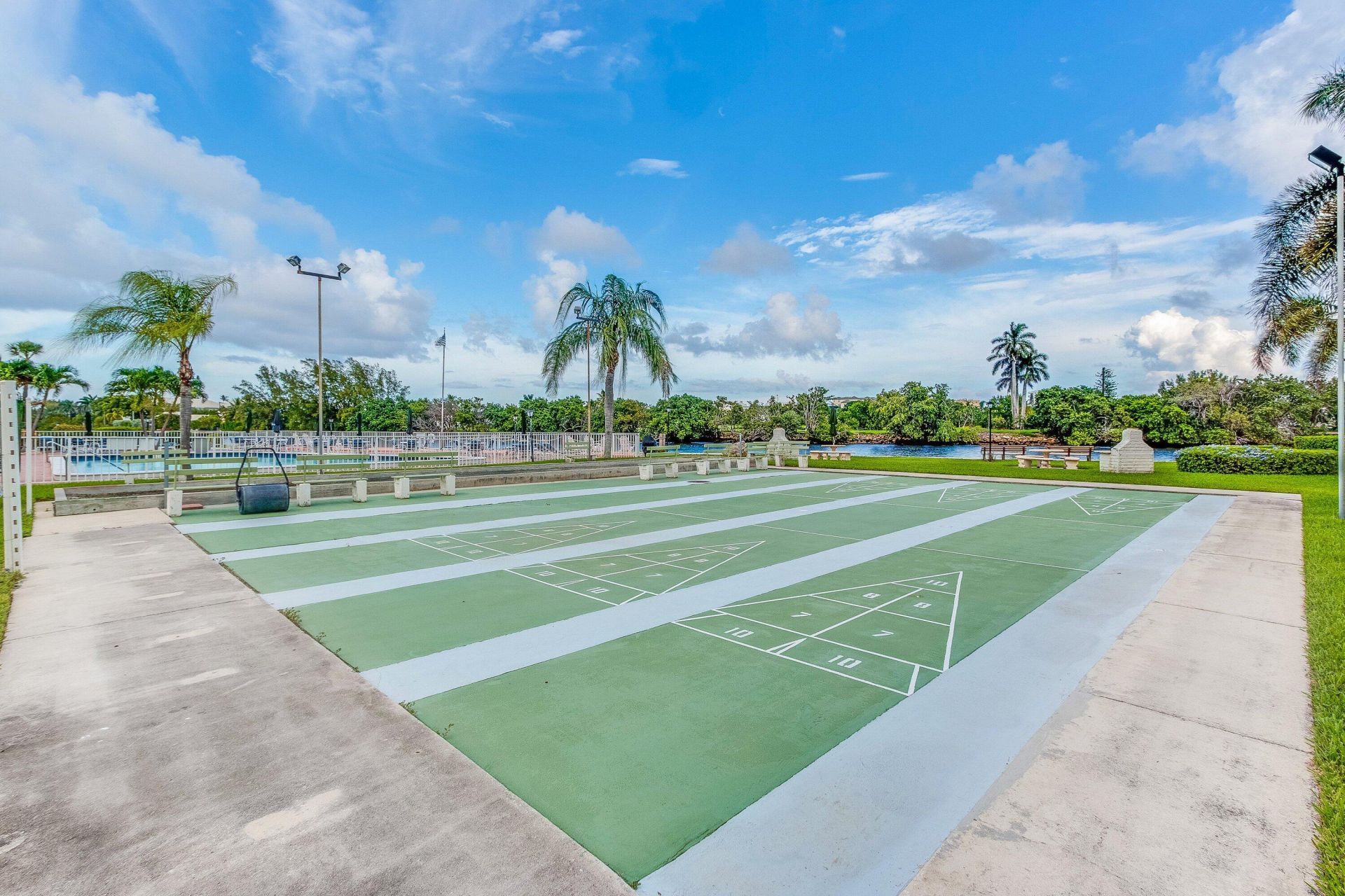 16 Colonial Club Drive, Unit 302, Boynton Beach, FL 33435 Photo