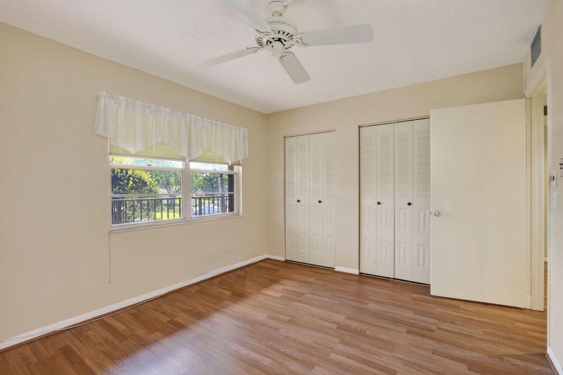 300 SW 130th Terrace, Unit 202B, Pembroke Pines, FL 33027 Photo