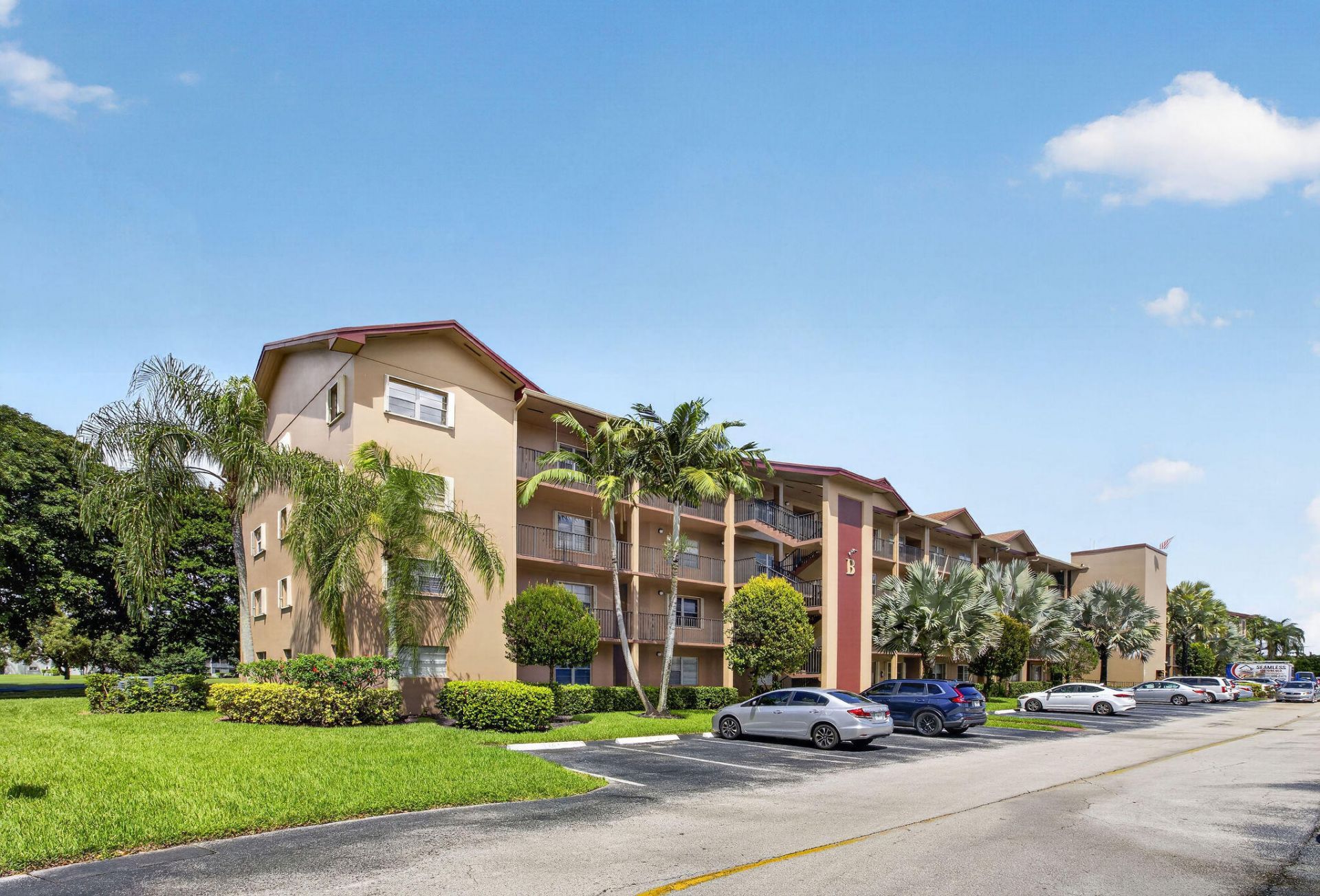 300 SW 130th Terrace, Unit 202B, Pembroke Pines, FL 33027 Photo