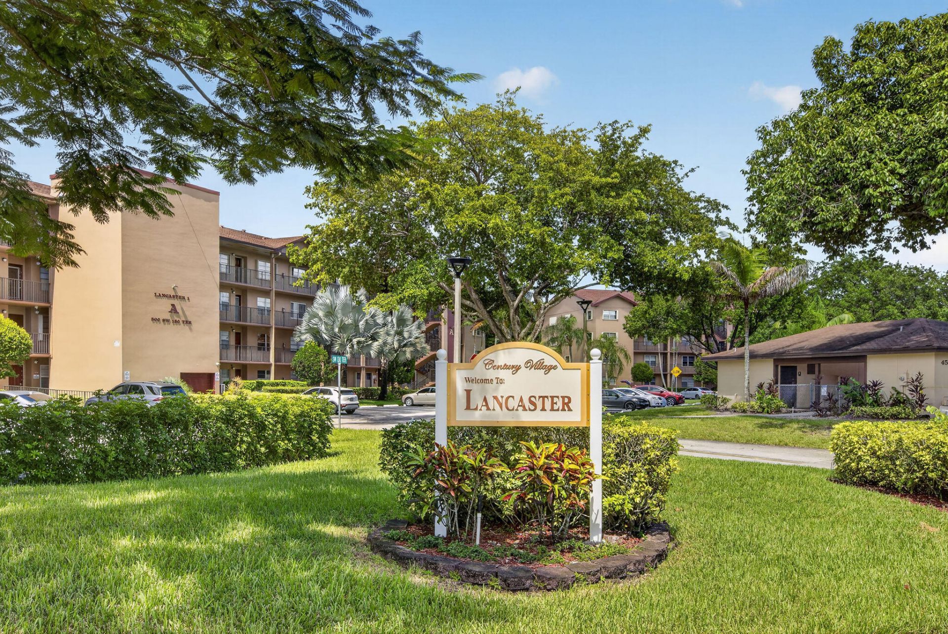 300 SW 130th Terrace, Unit 202B, Pembroke Pines, FL 33027 Photo