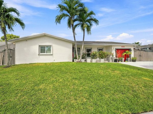 16820 SW 108TH Avenue, Miami, FL 33157