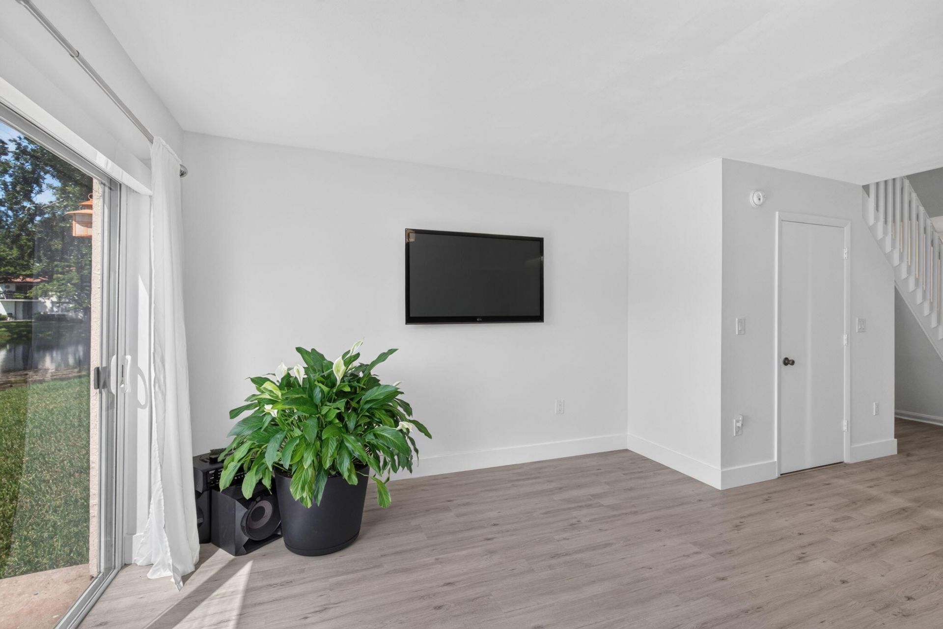 9730 NW 23rd Court, Unit 15, Pembroke Pines, FL 33024 Photo