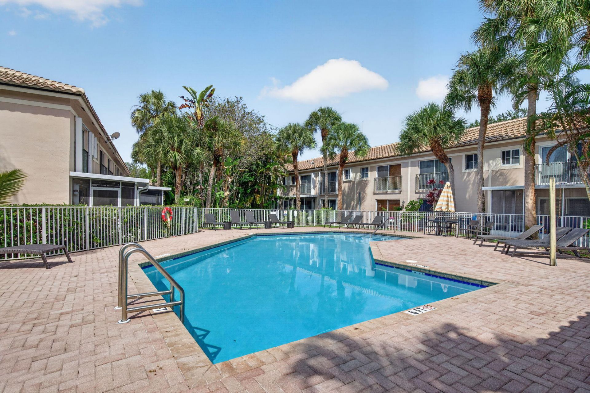 9730 NW 23rd Court, Unit 15, Pembroke Pines, FL 33024 Photo