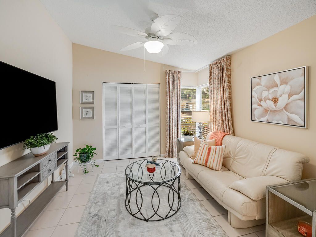 3933 Summer Chase Court, Lake Worth, FL 33467 Photo
