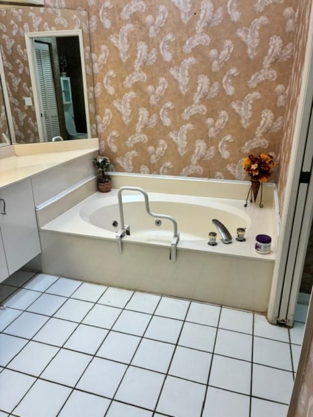 9919 Malvern Drive, Tamarac, FL 33321 Photo