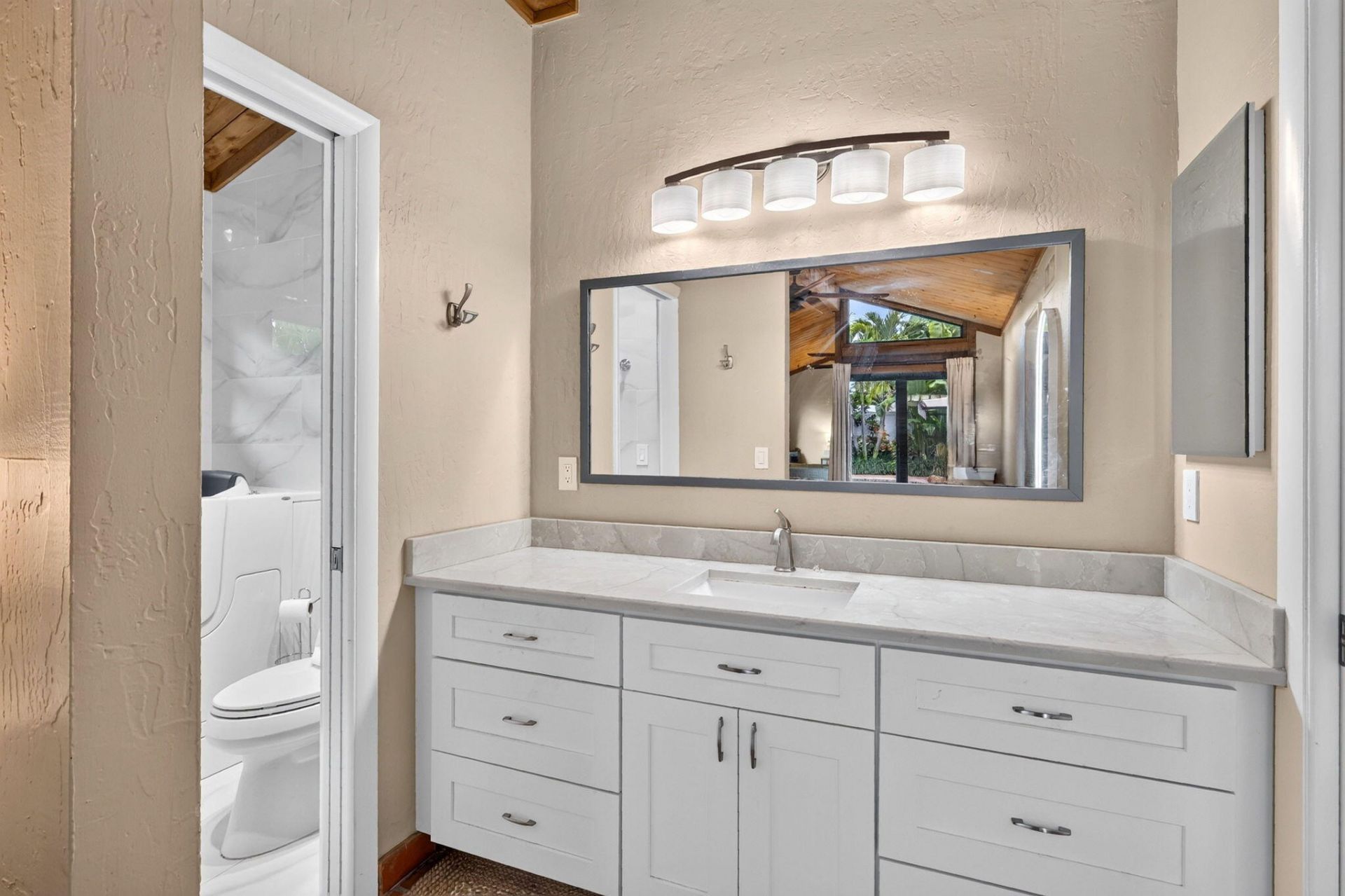 105 Sandpiper Circle W, Jupiter, FL 33477 Photo