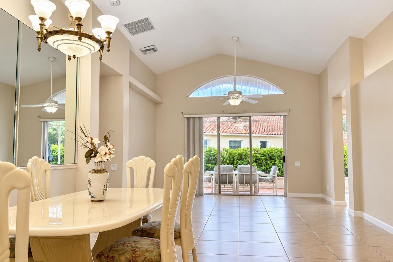 374 NW Toscane Trail, Port Saint Lucie, FL 34986 Photo