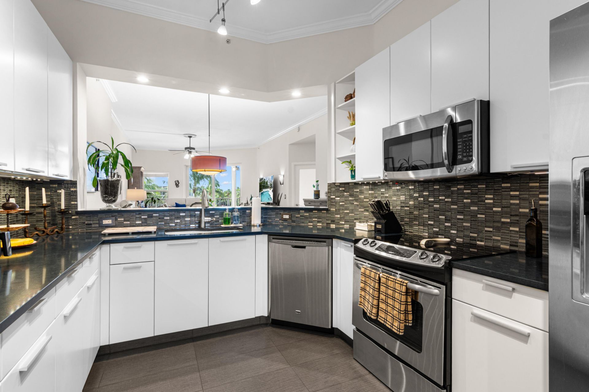 7694 Granville Drive, Unit 412E, Tamarac, FL 33321 Photo