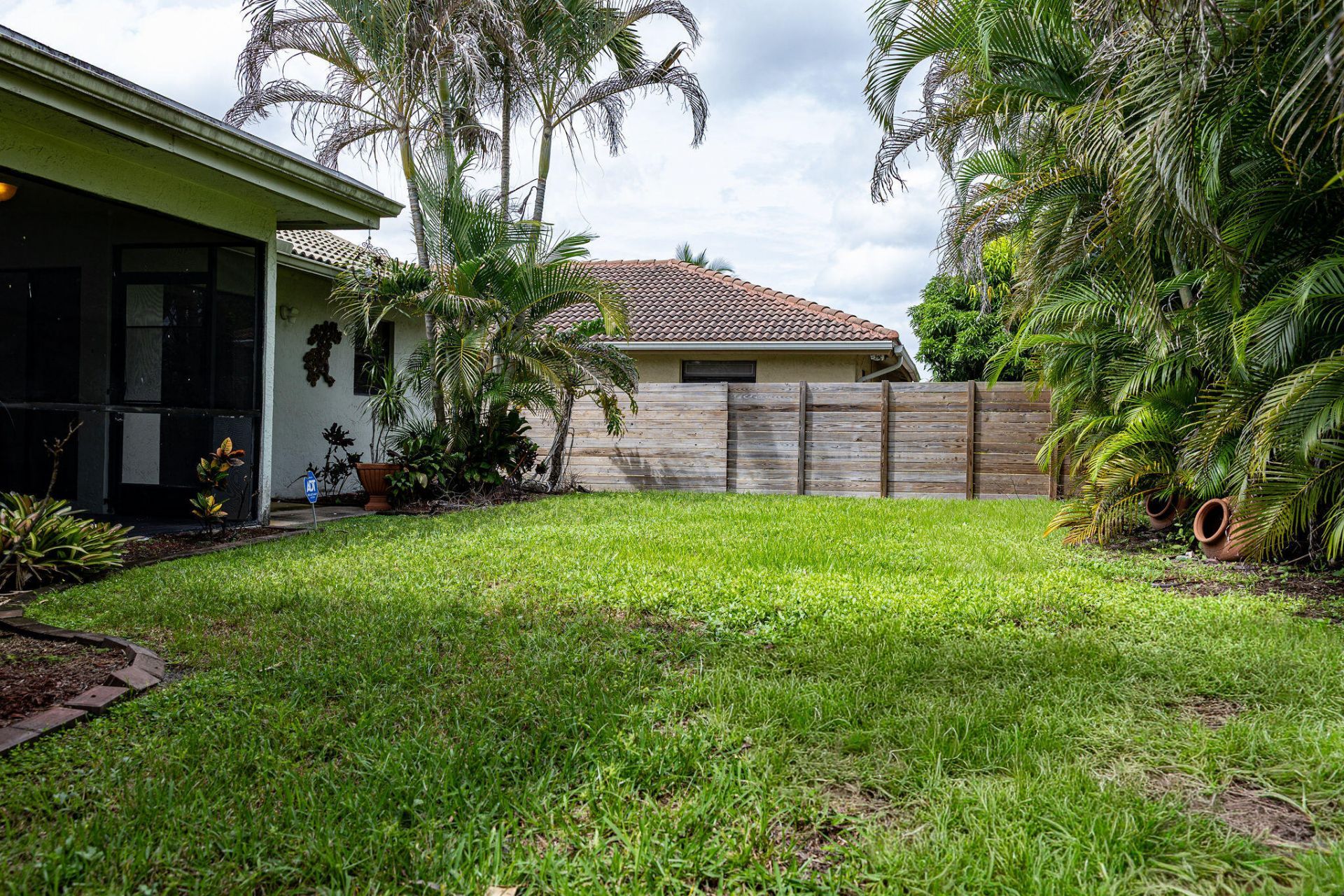 8631 NW 82nd Street, Tamarac, FL 33321 Photo
