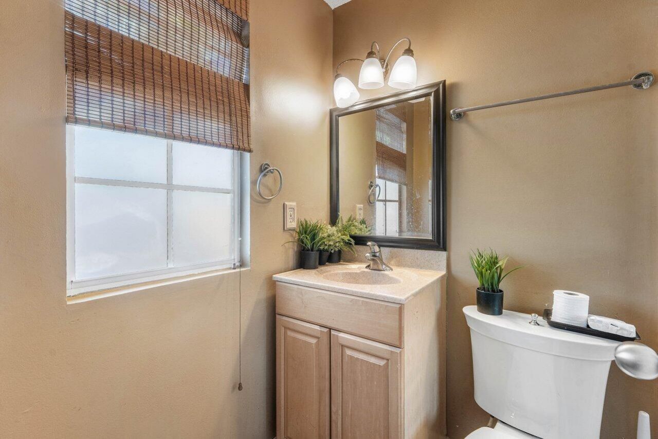 105 Plumage Lane, West Palm Beach, FL 33415 Photo