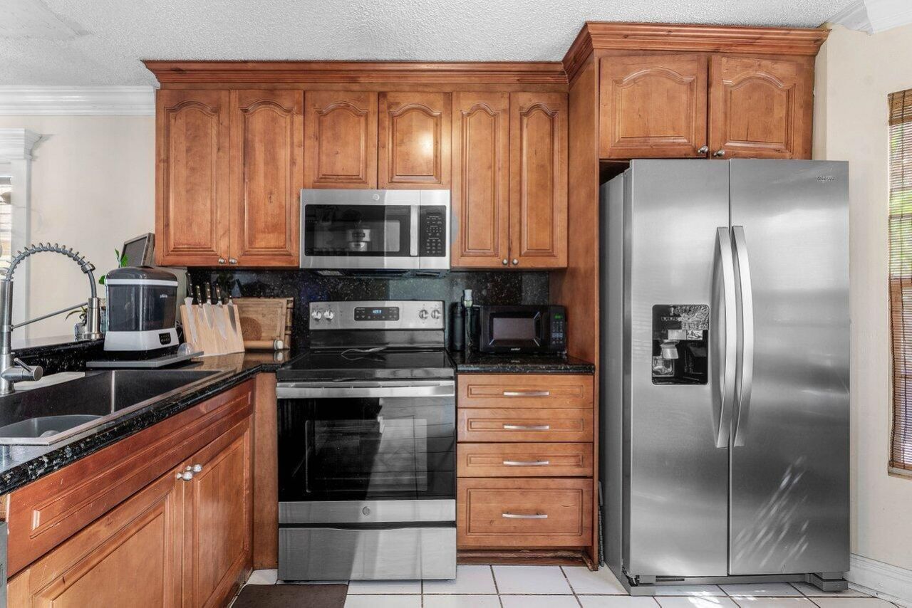 105 Plumage Lane, West Palm Beach, FL 33415 Photo
