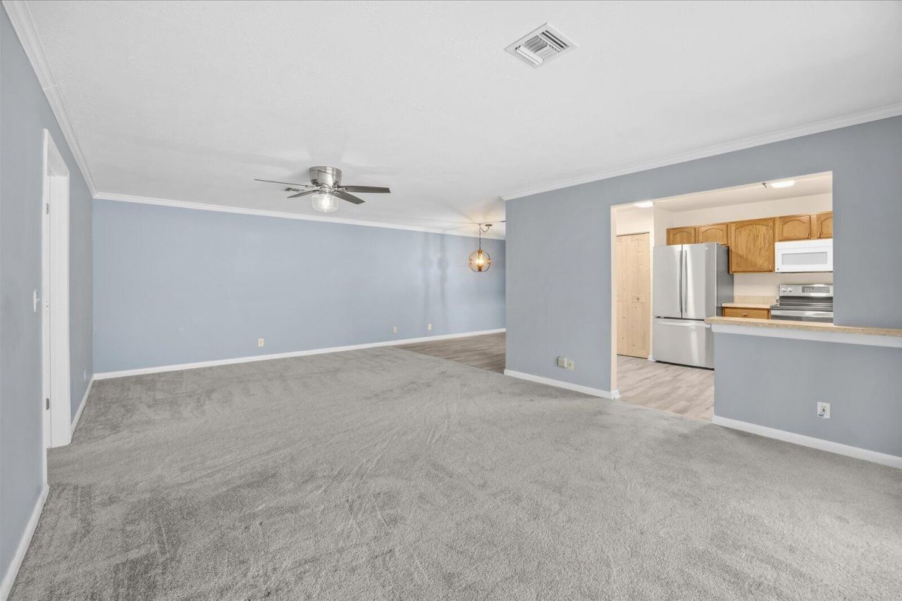 1218 S Lakes End Drive, Unit Apt a, Fort Pierce, FL 34982 Photo