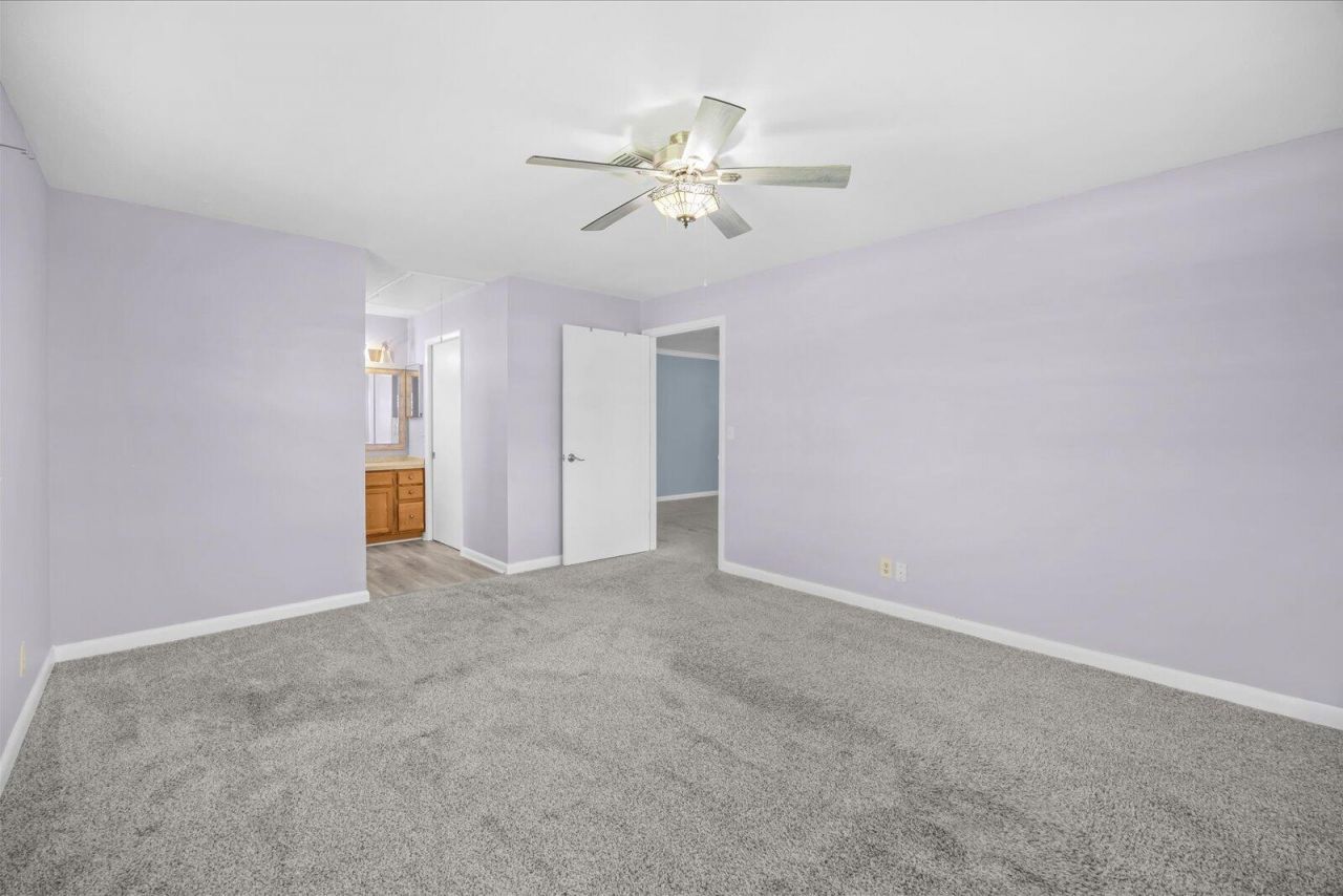 1218 S Lakes End Drive, Unit Apt a, Fort Pierce, FL 34982 Photo