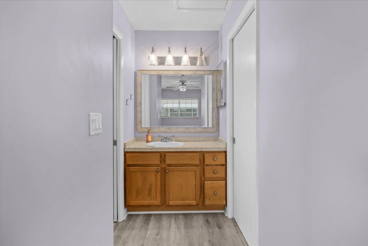 1218 S Lakes End Drive, Unit Apt a, Fort Pierce, FL 34982 Photo