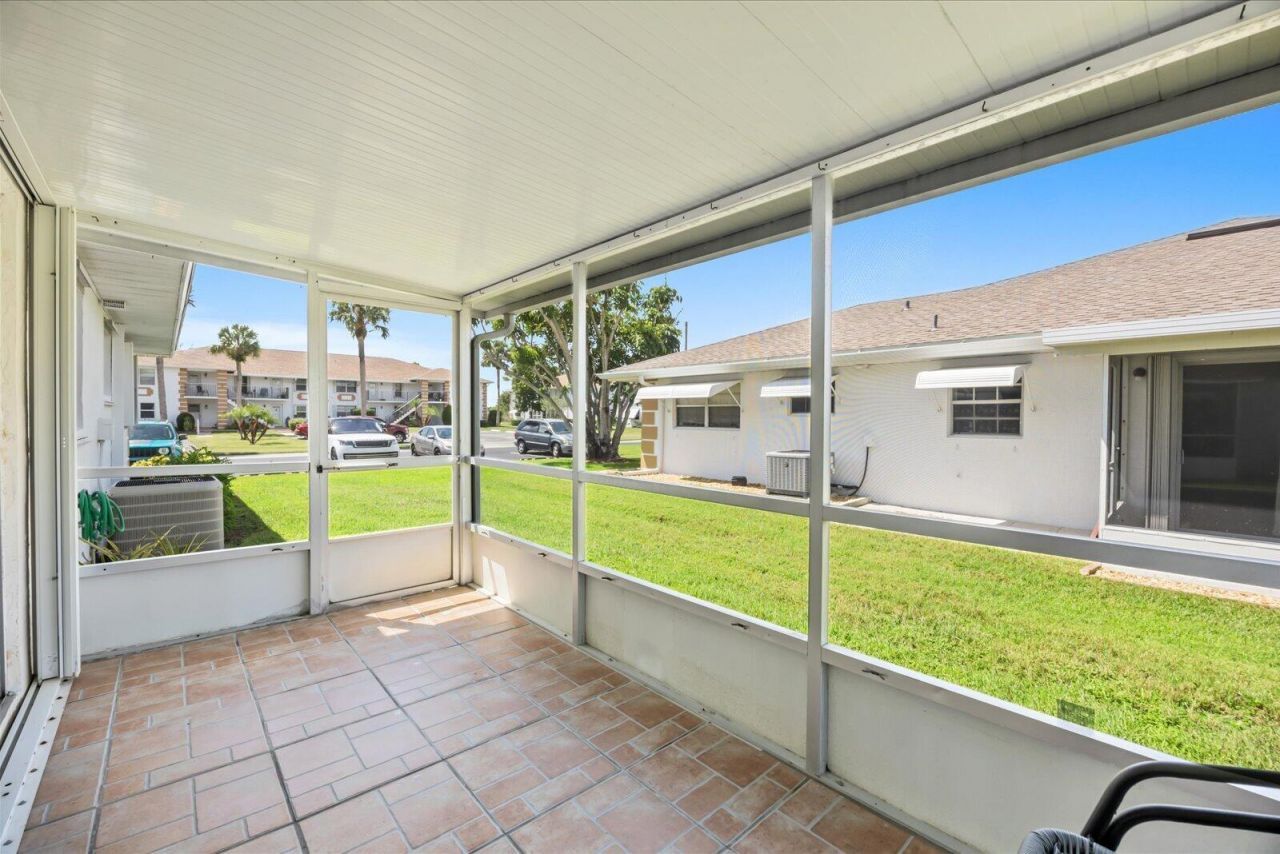 1218 S Lakes End Drive, Unit Apt a, Fort Pierce, FL 34982 Photo